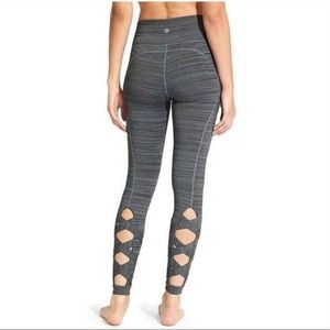 Athleta High Rise Cutout Chaturanga Criss Cross Leggings Size Small